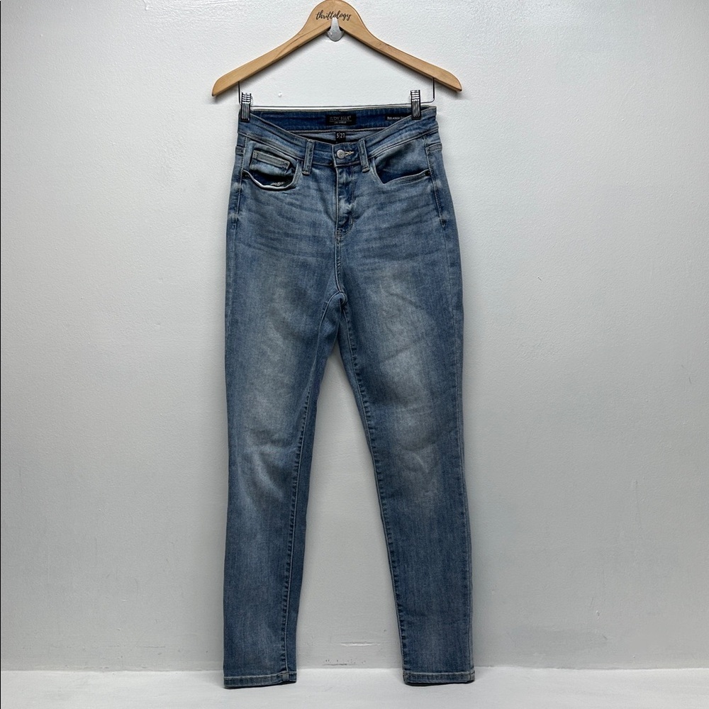 Judy Blue Jeans Denim High Waist Relaxed Fit Cotton Stretch Faded Light Blue 27